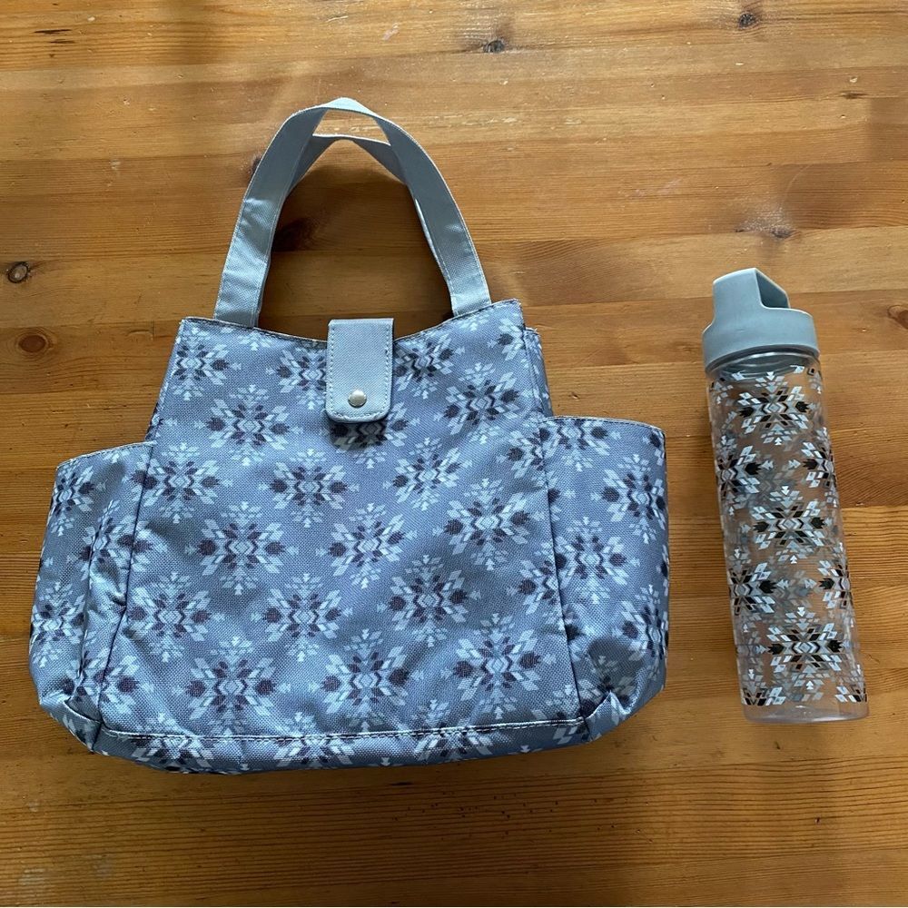 ECO ONE 2 Pc Insulated Lunch Tote Bag with WaterBottle Gray Snowflake